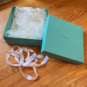 Tiffany & Co Empty Box - Medium 10x10x4